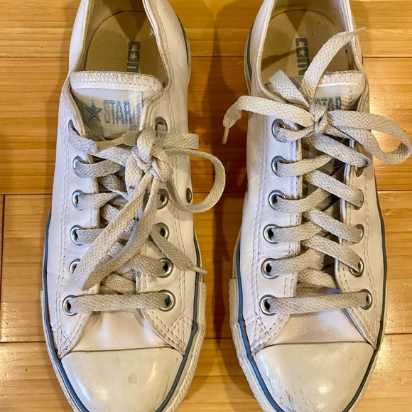 White Leather Converse size 8 - Picture 2 of 9